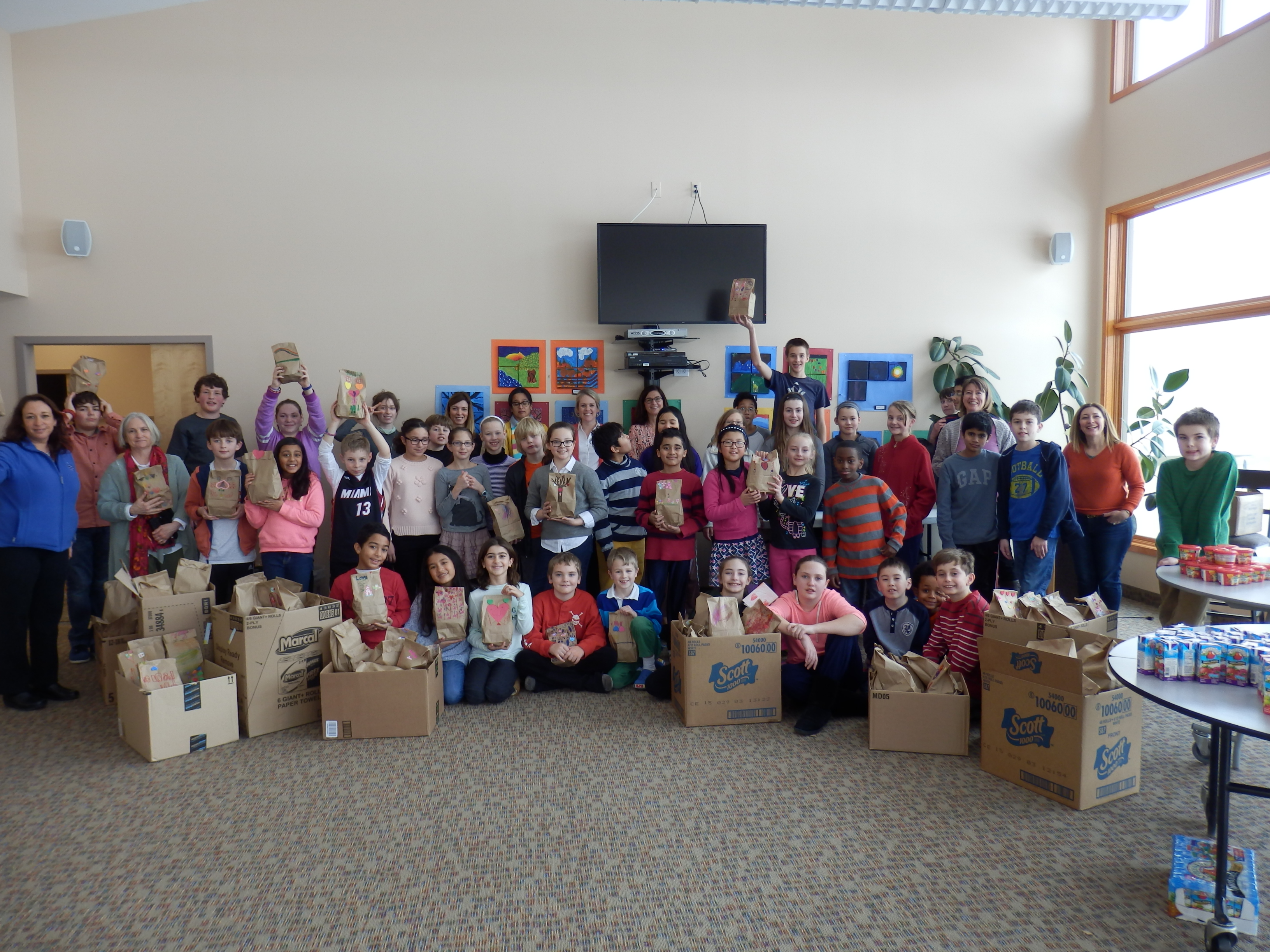 Princeton Montessori School Creates 400 Dinner Bags for TASK