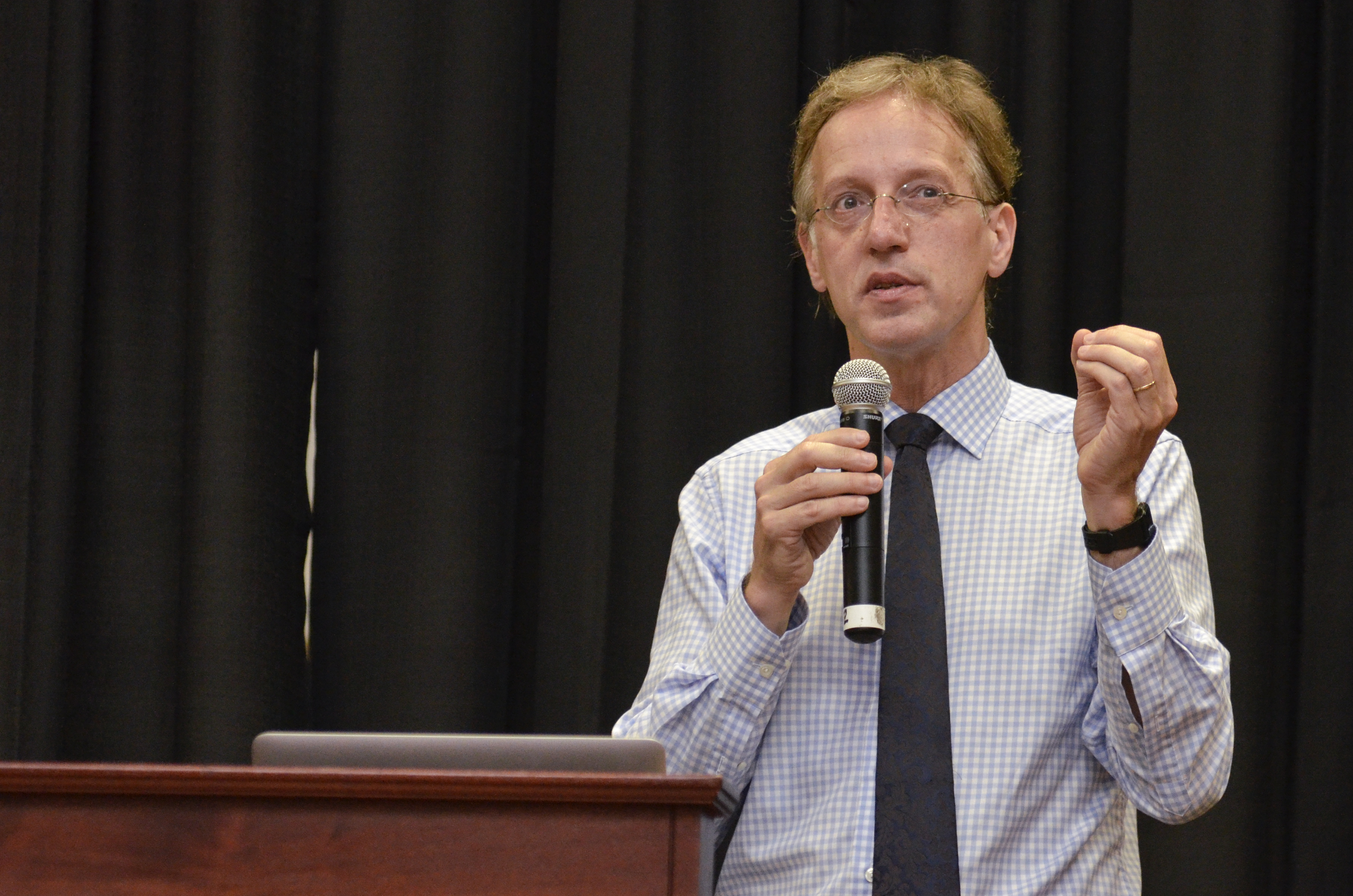 Robert Dijkgraaf Concludes 2014-2015 Hun School Speaker Series