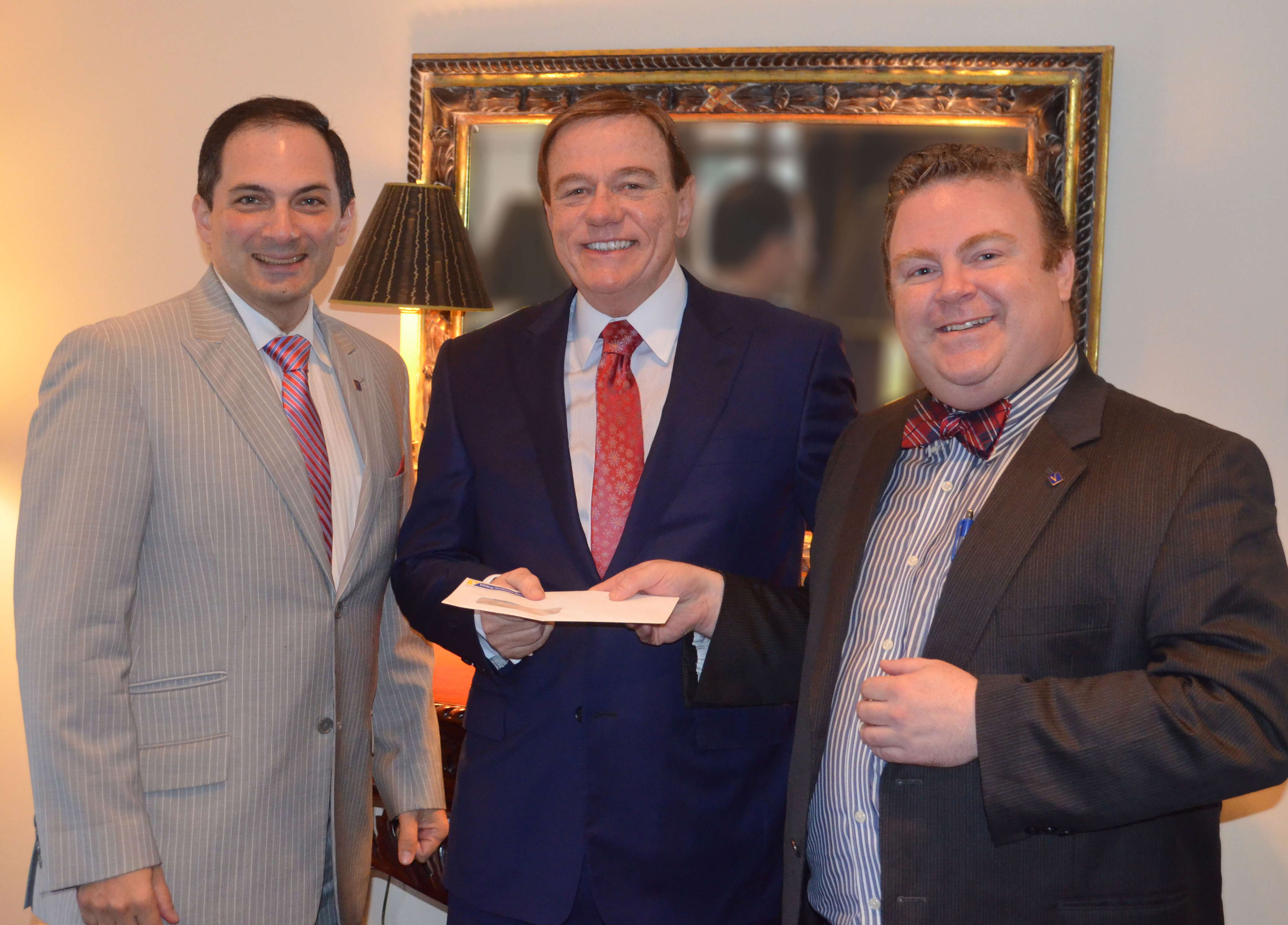 Valley National Bank Donates $10,000 to Nonprofit Community Options